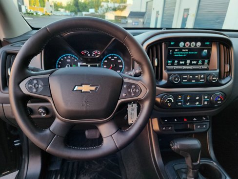 Used 2016 Chevrolet Colorado Z71 image 9