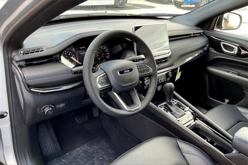 New 2026 Jeep Compass Latitude w/ Quick Order Package 29K image 6
