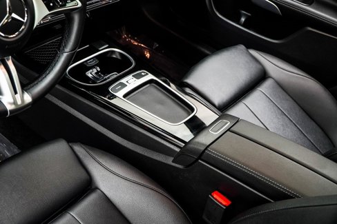 Used 2025 Mercedes-Benz CLA 250 w/ Exclusive Package image 16