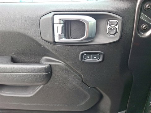 Used 2023 Jeep Gladiator Sport image 12