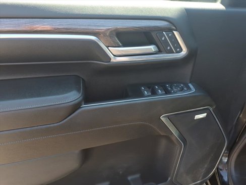 Used 2024 Chevrolet Silverado 3500 LTZ w/ LTZ Plus Package image 13