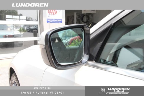 Used 2022 BMW 330i xDrive Sedan w/ Premium Package image 41