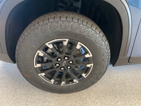 New 2026 Chevrolet Traverse Z71 w/ Enhanced Driving Package image 11