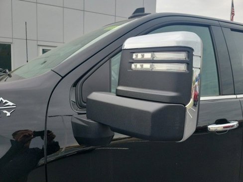 Used 2024 Chevrolet Silverado 2500 High Country image 40