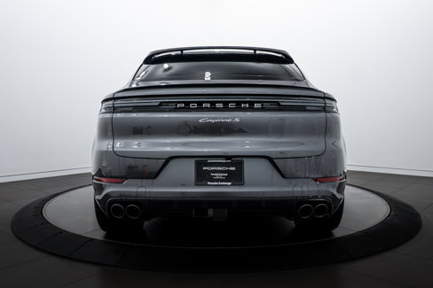 New 2026 Porsche Cayenne S image 6