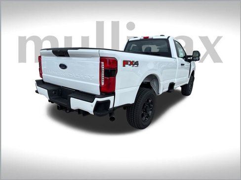 New 2025 Ford F350 4x4 Regular Cab Super Duty image 13