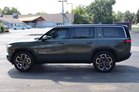 Used 2022 Rivian R1S Launch Edition image 9