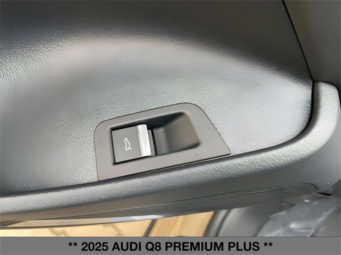 New 2025 Audi Q8 Premium Plus image 17