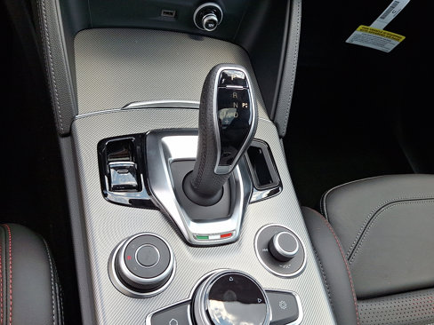 New 2025 Alfa Romeo Stelvio Tributo Italiano w/ Driving Assist Package image 11