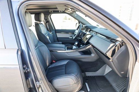 New 2025 Land Rover Range Rover Sport SE image 18