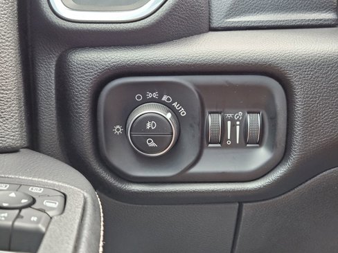 New 2025 RAM 2500 Laramie image 26