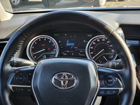 Used 2023 Toyota Camry LE image 11