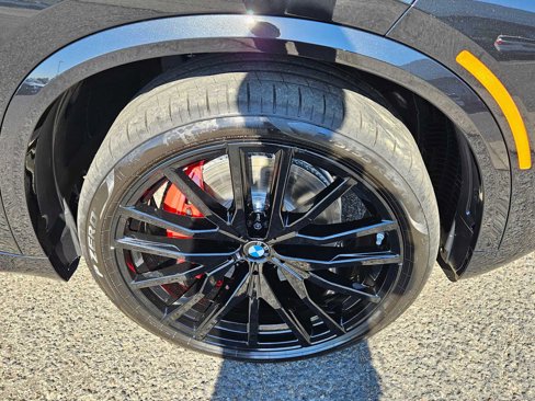 New 2026 BMW X5 xDrive40i w/ M Sport Package image 9