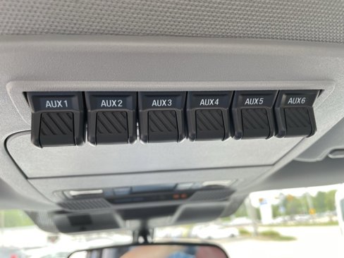 New 2025 Ford F550 4x4 Regular Cab Super Duty image 14