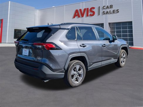 Used 2024 Toyota RAV4 XLE image 5