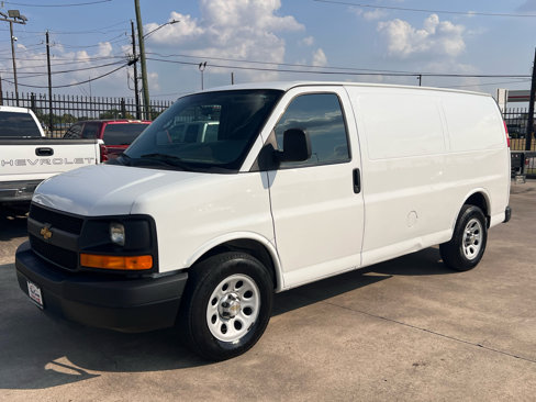 Used 2012 Chevrolet Express 1500 w/ Power Package image 2