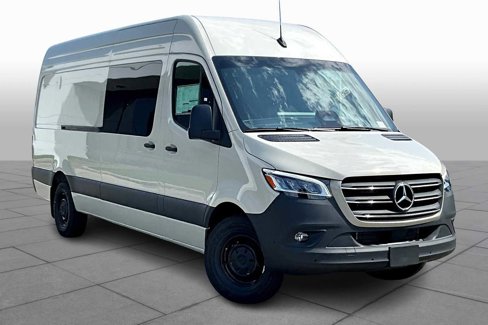 New 2025 Mercedes-Benz Sprinter 2500 image 2