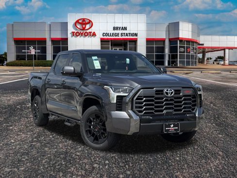 New 2025 Toyota Tundra Platinum image 1