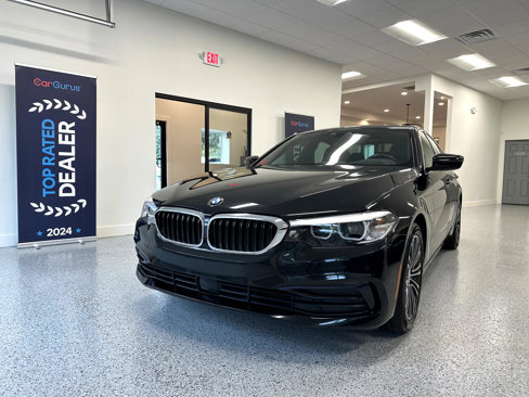 Used 2019 BMW 540i xDrive image 3