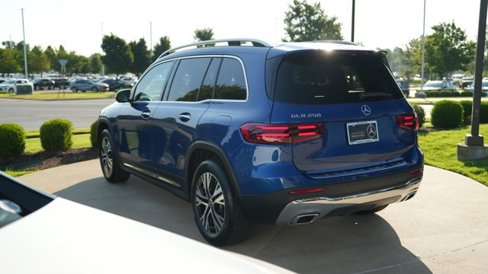 Certified 2025 Mercedes-Benz GLB 250 image 6
