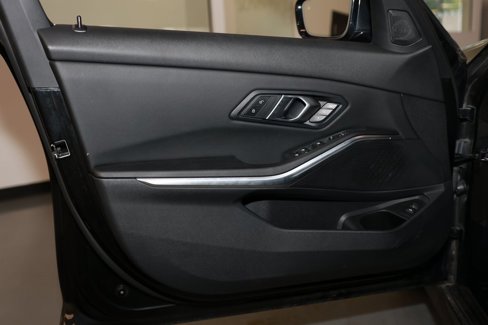 Used 2024 BMW 330i xDrive Sedan image 22