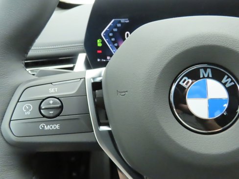 Used 2025 BMW X1 xDrive28i w/ Technology Package image 12