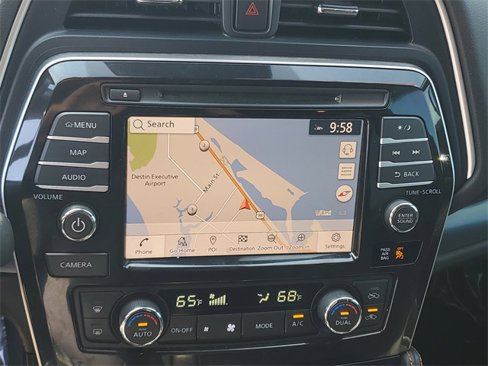 Used 2023 Nissan Maxima SR w/ Sport Mat Group image 22