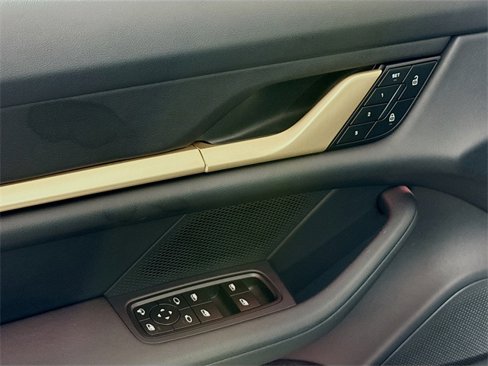 Used 2025 Porsche Taycan 4S image 14