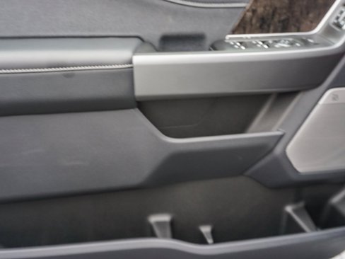 New 2025 Ford F250 Lariat image 18