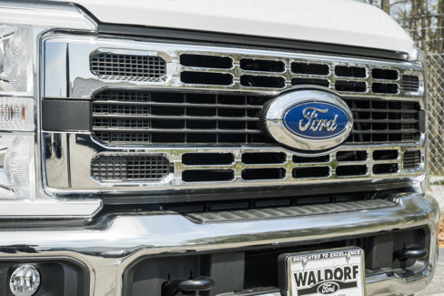 New 2025 Ford F550 4x4 Regular Cab Super Duty image 11