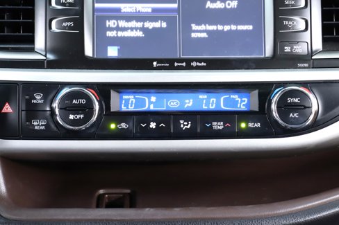 Used 2019 Toyota Highlander AWD V6 image 13