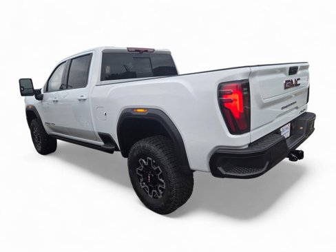 New 2026 GMC Sierra 2500 AT4X image 3