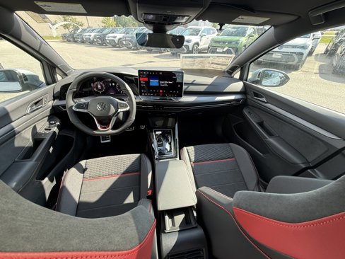 New 2025 Volkswagen GTI SE image 9