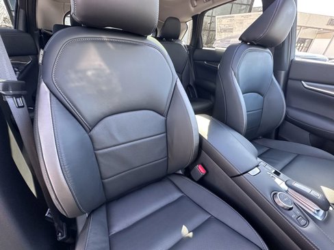 New 2025 INFINITI QX50 Luxe image 34