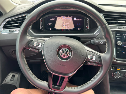Used 2021 Volkswagen Tiguan SEL w/ 3rd Row Seat Package image 20