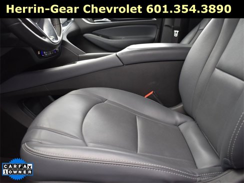 Used 2024 Buick Enclave Premium image 13