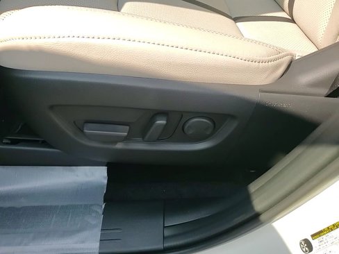New 2025 MAZDA CX-90 3.3 Turbo w/ Preferred Package image 16