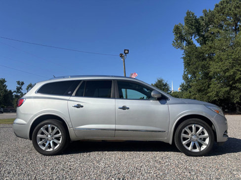 Used 2017 Buick Enclave Premium w/ Experience Buick Package image 11