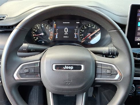 Used 2022 Jeep Compass Altitude w/ Sun and Sound Group image 17