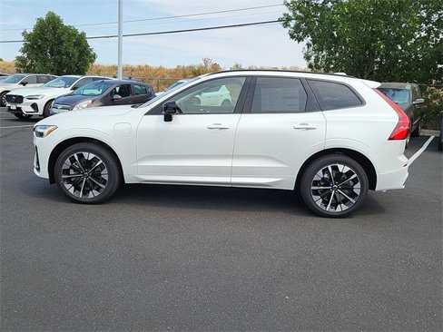 New 2026 Volvo XC60 T8 Plus w/ Climate Package image 2