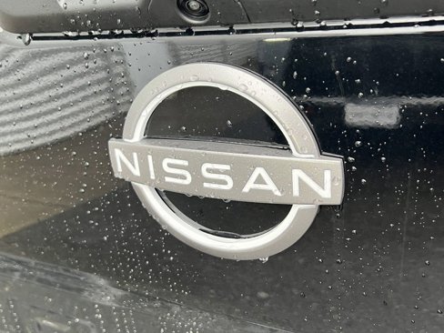 New 2025 Nissan Frontier SL image 8
