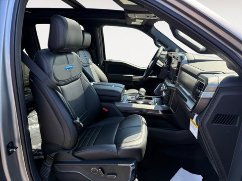 New 2025 Ford F150 Platinum image 19