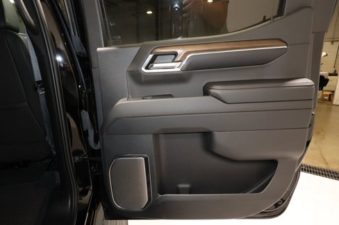 Certified 2024 Chevrolet Silverado 1500 High Country w/ Midnight Edition image 21