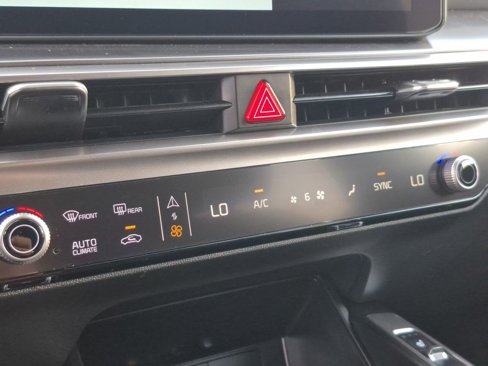 New 2025 Kia Sorento S image 22