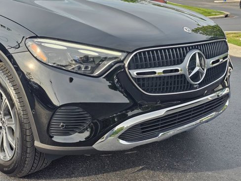 Certified 2025 Mercedes-Benz GLC 300 4MATIC image 3