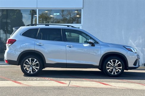 Used 2024 Subaru Forester Limited image 3