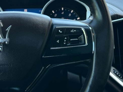 Used 2018 Maserati Ghibli GranLusso image 36