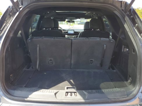 Used 2022 Ford Explorer ST-Line w/ Class IV Trailer Tow Package image 7