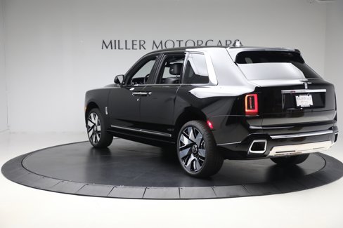 New 2026 Rolls-Royce Cullinan image 8