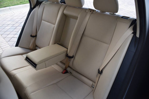 Used 2013 Mercedes-Benz GLK 250 BlueTEC 4MATIC image 44